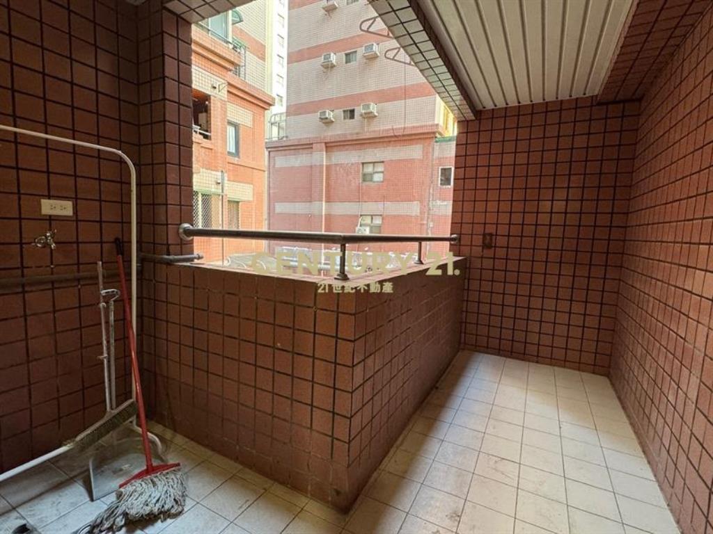 德昌中華住店合一@三層樓附車位