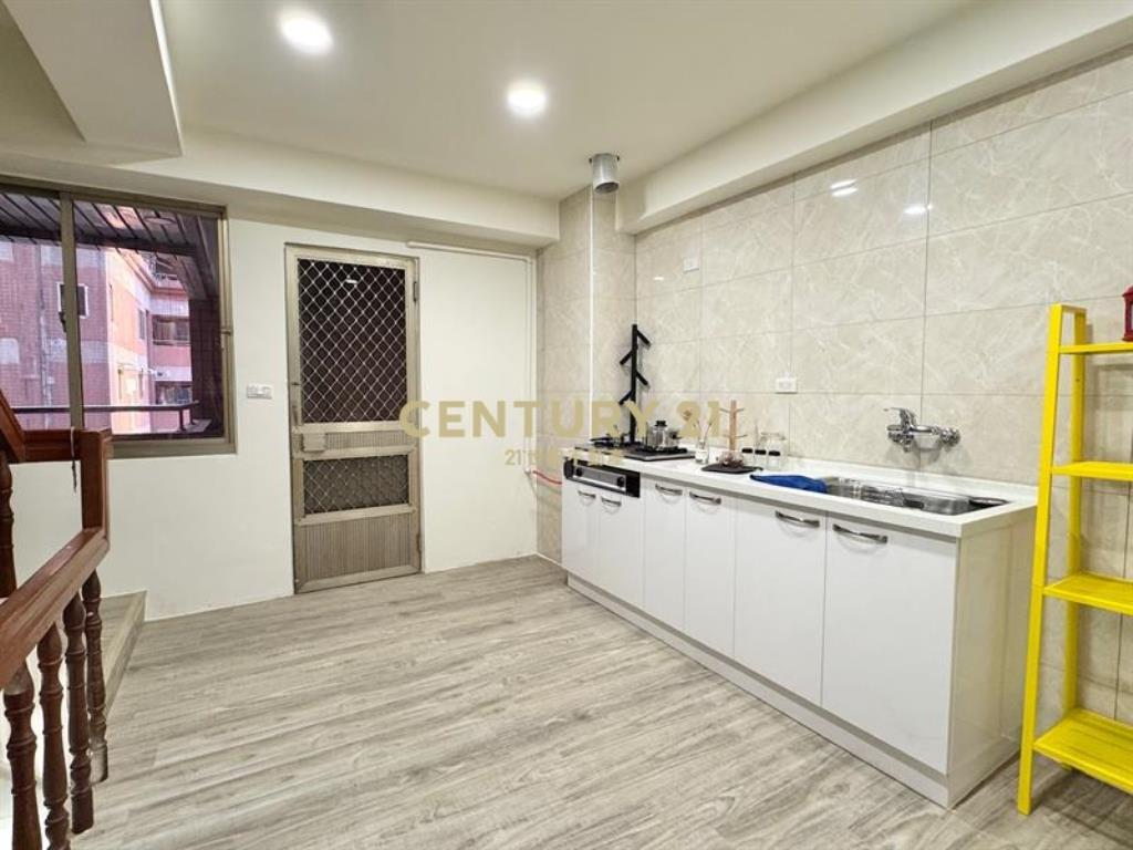 德昌中華住店合一@三層樓附車位