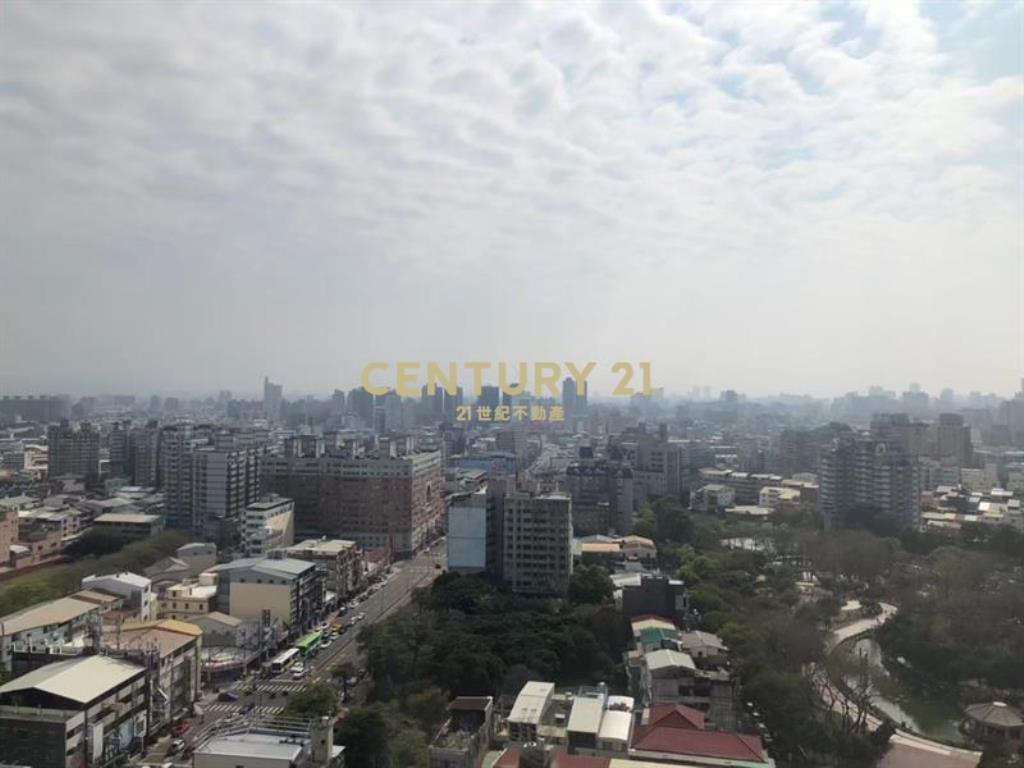 文心威秀@捷運@大三房+休旅車