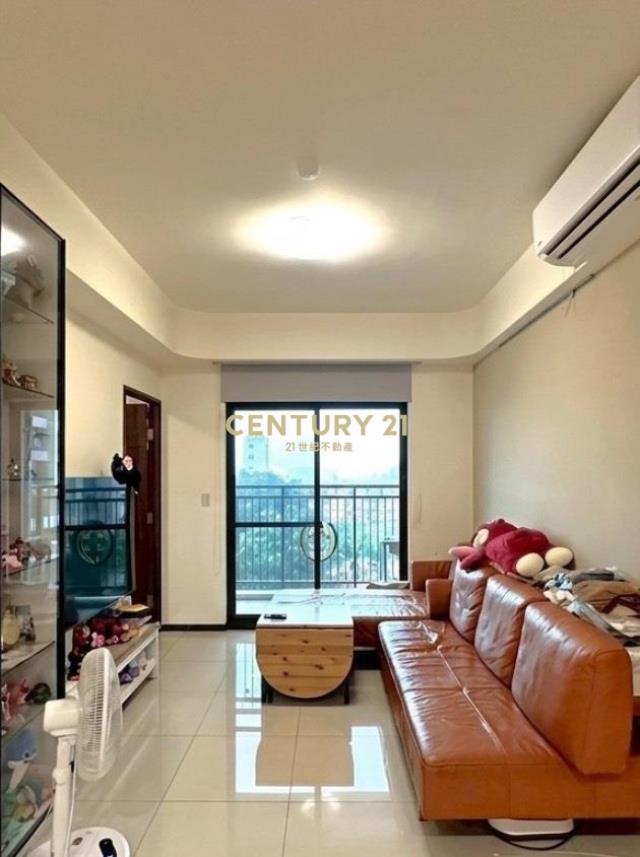 米蘭花園三房平車