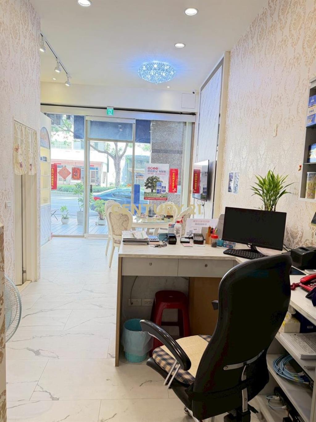 正河南路燙金店面