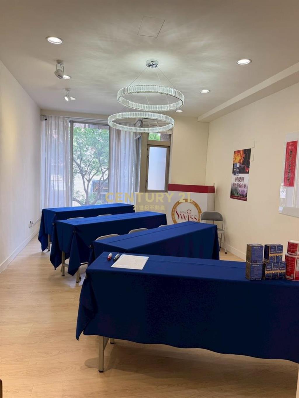 正河南路燙金店面