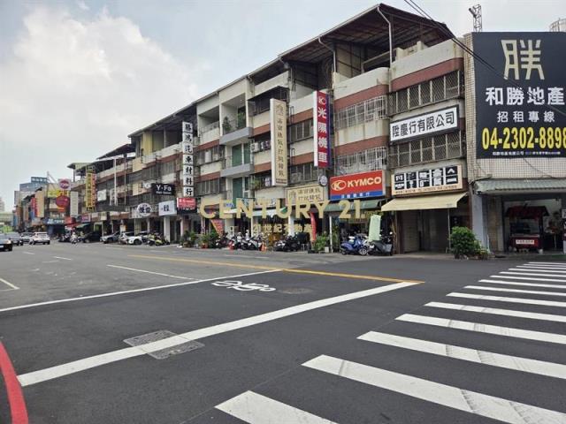 八期捷運南屯路鑽石店面