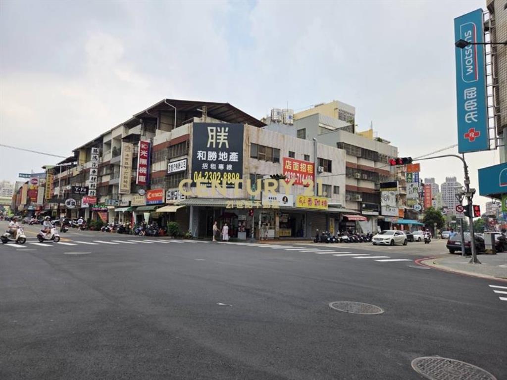 八期捷運南屯路鑽石店面