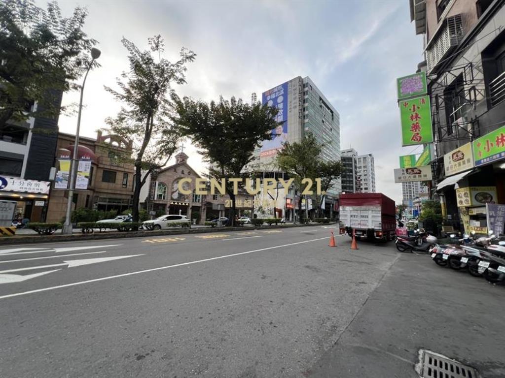 二中商圈低總價陽台小套房