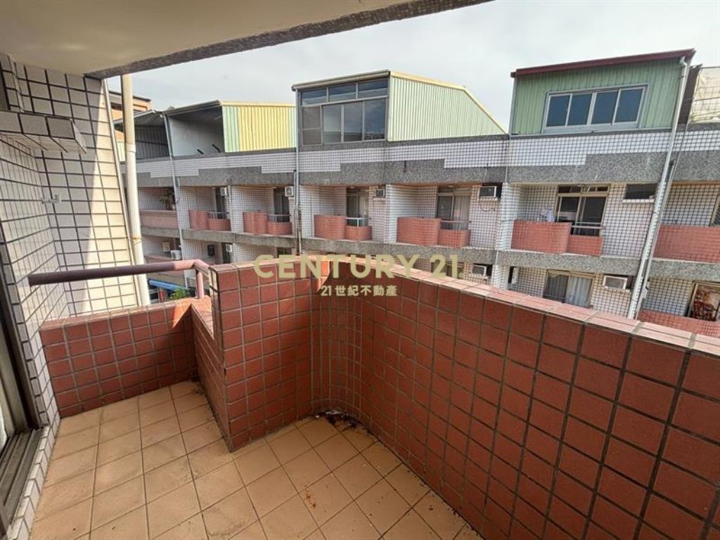 國姓成功街臨路透天