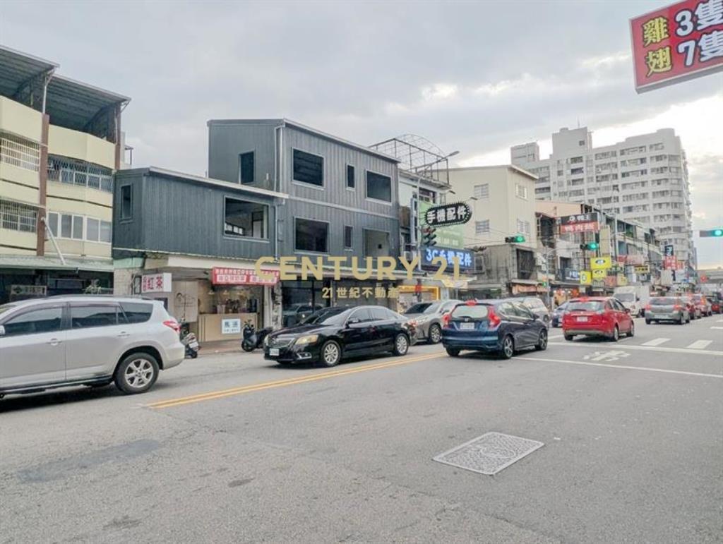 正東山路3店面+套房