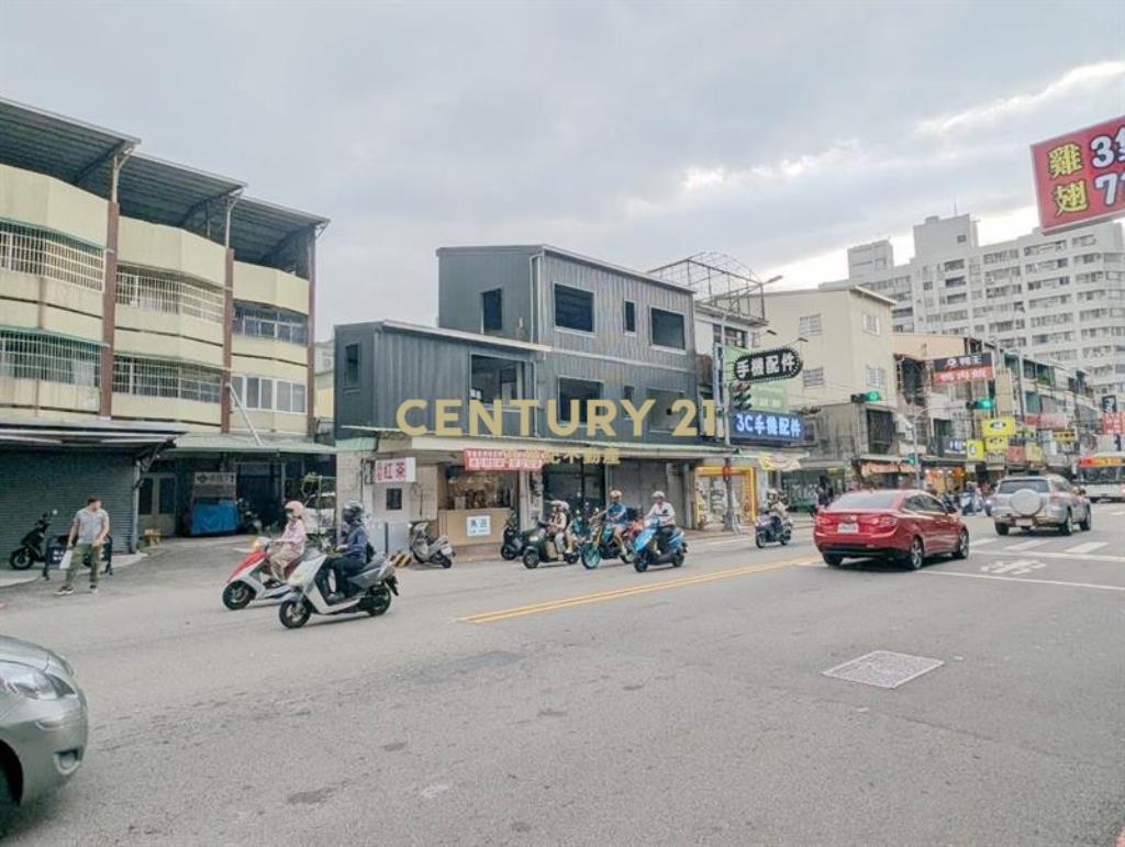 正東山路3店面+套房