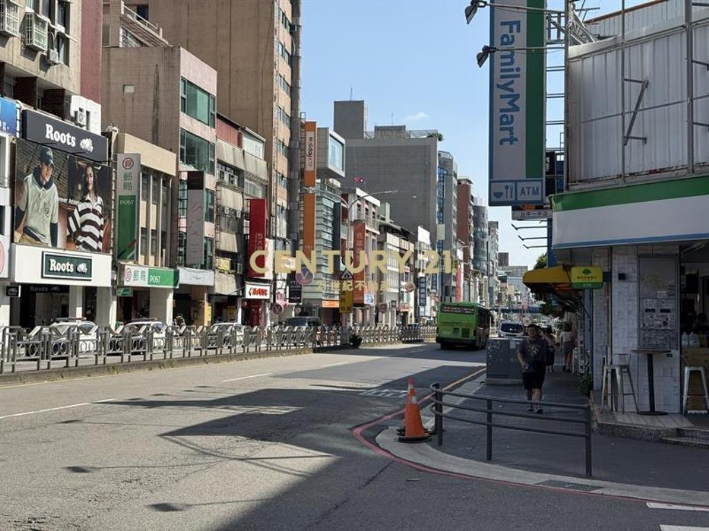一中商圈旗艦金透店