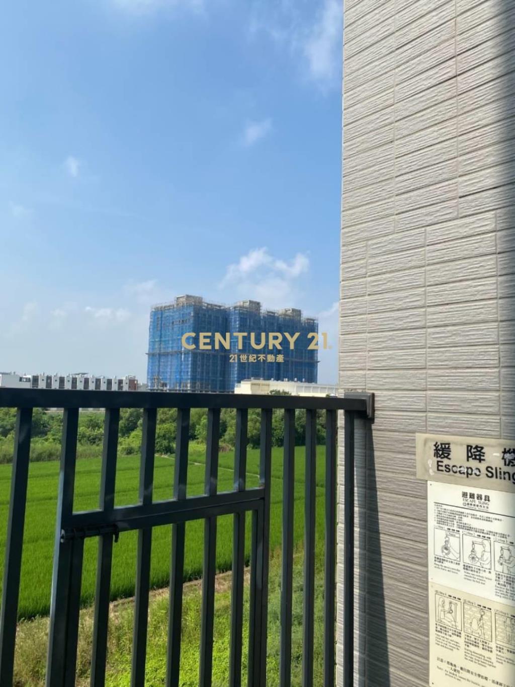 沙鹿華廈2樓露台戶