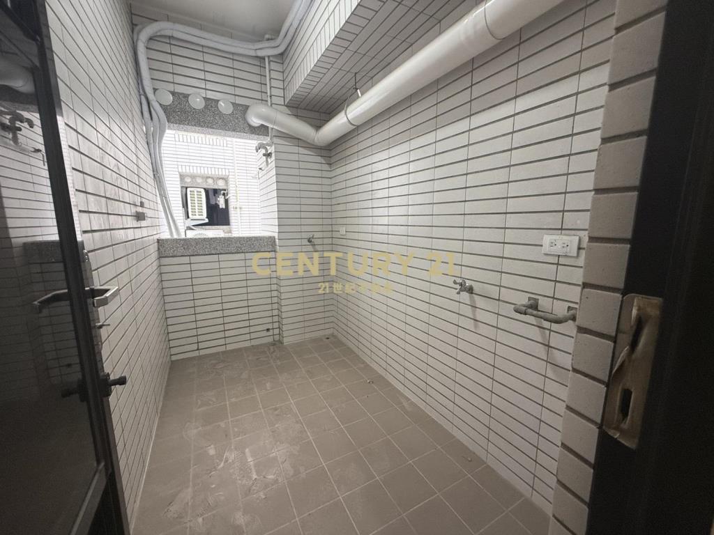 梧棲二房+車位華廈