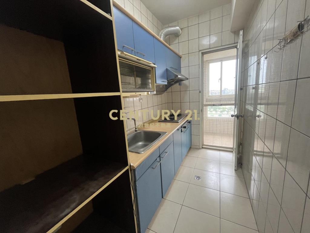 沙鹿新光田特區大樓三房+車位