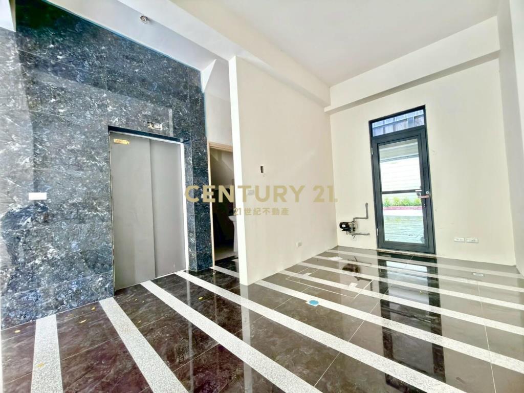 沙鹿南斗路電梯別墅II