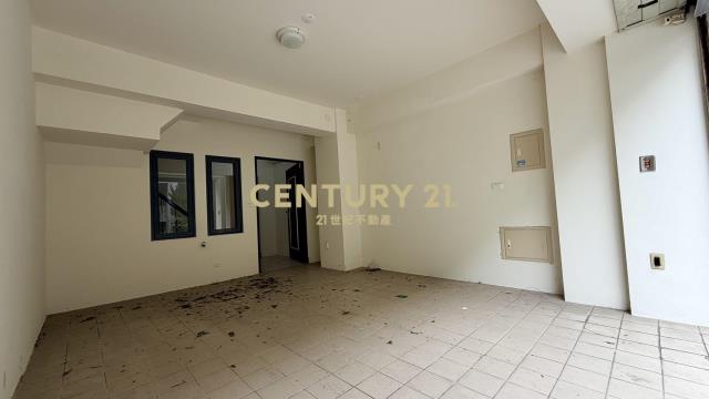 新光田社區輕屋齡朝南美墅