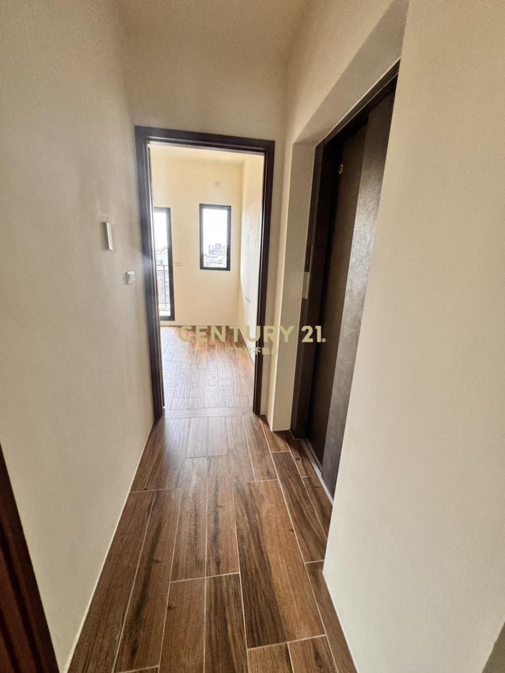 沙鹿正德路電梯別墅