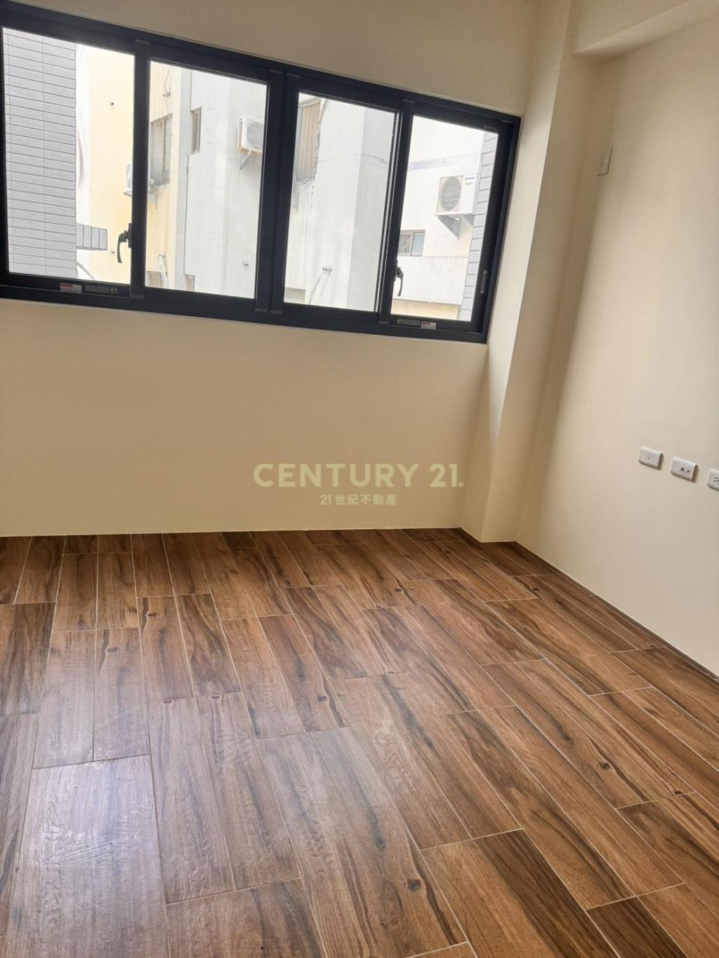 沙鹿正德路電梯別墅