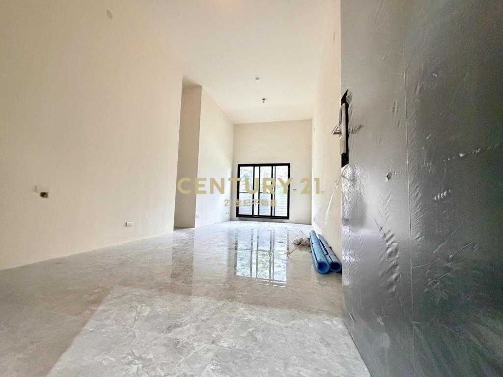 家樂福商圈大後院3房平車