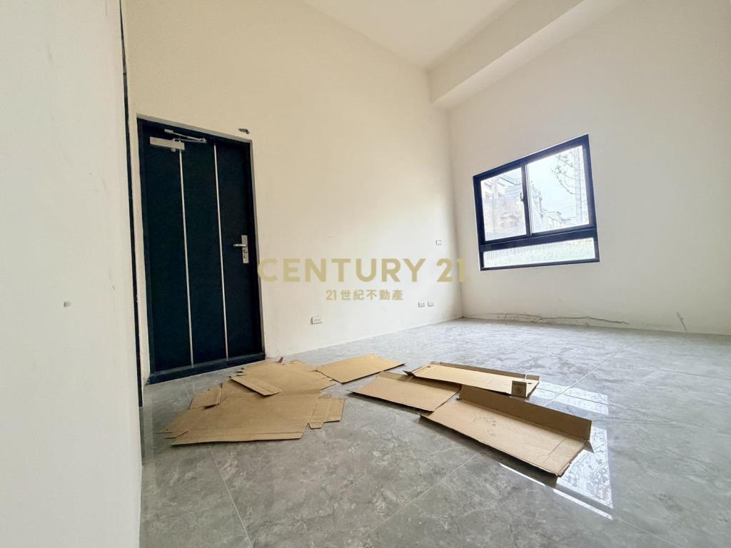 家樂福商圈大後院3房平車