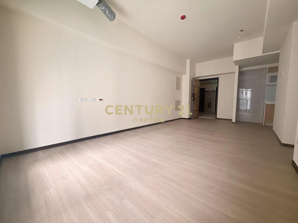 新光特區雙陽台3房平車