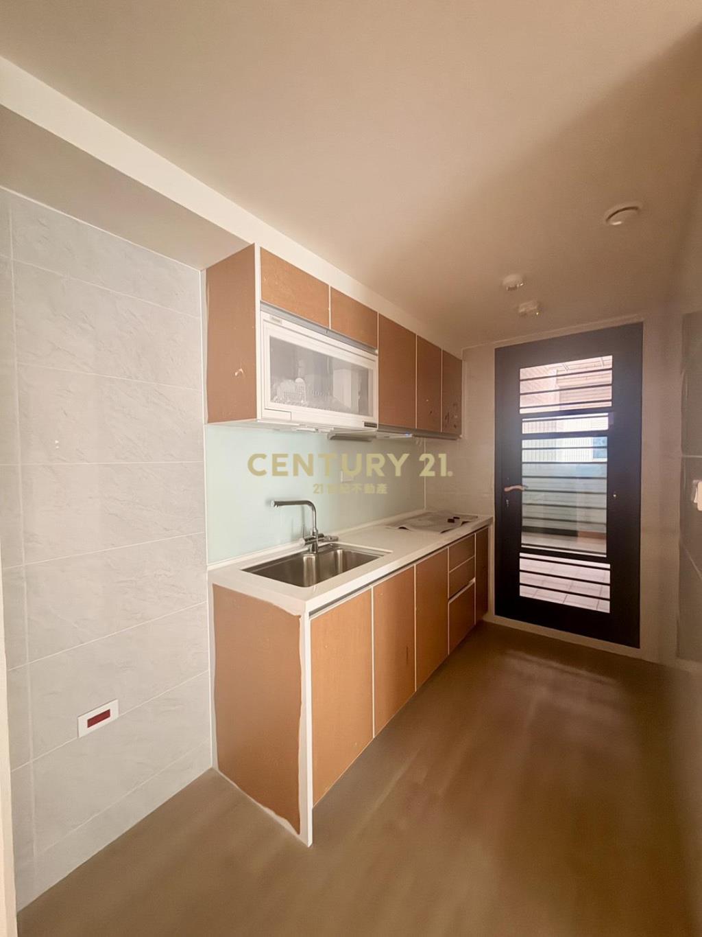 新光特區雙陽台3房平車