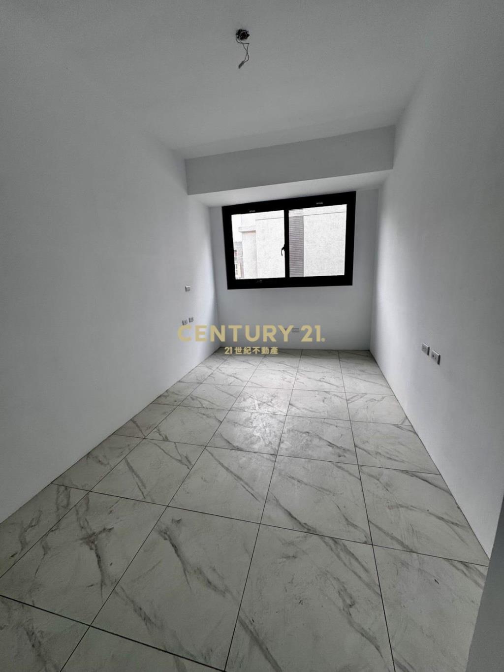 龍北路新加坡式別墅