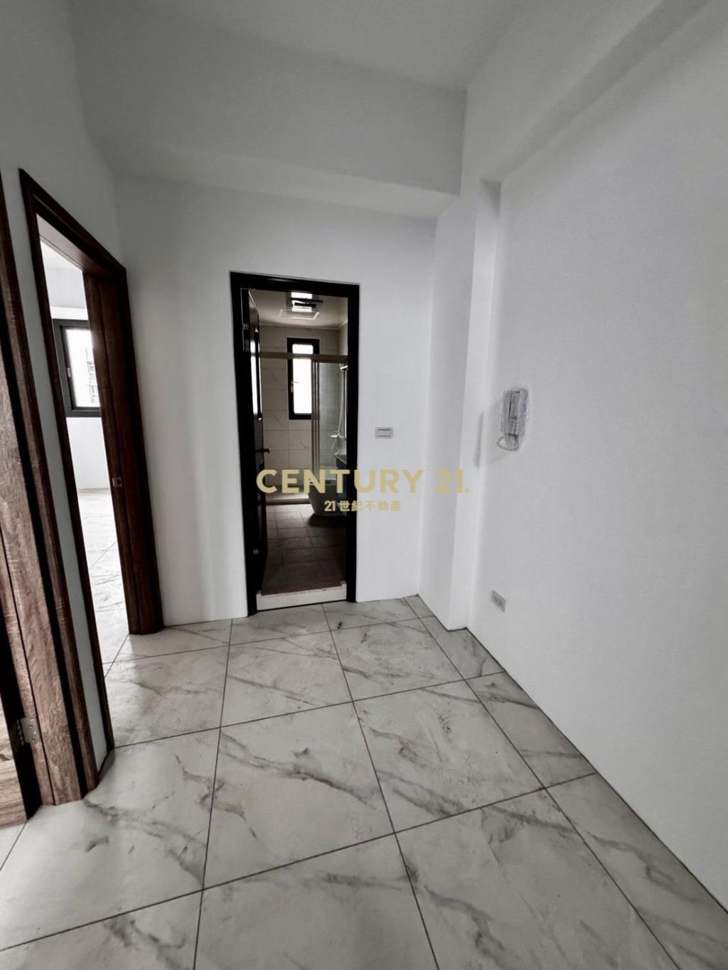 龍北路新加坡式別墅