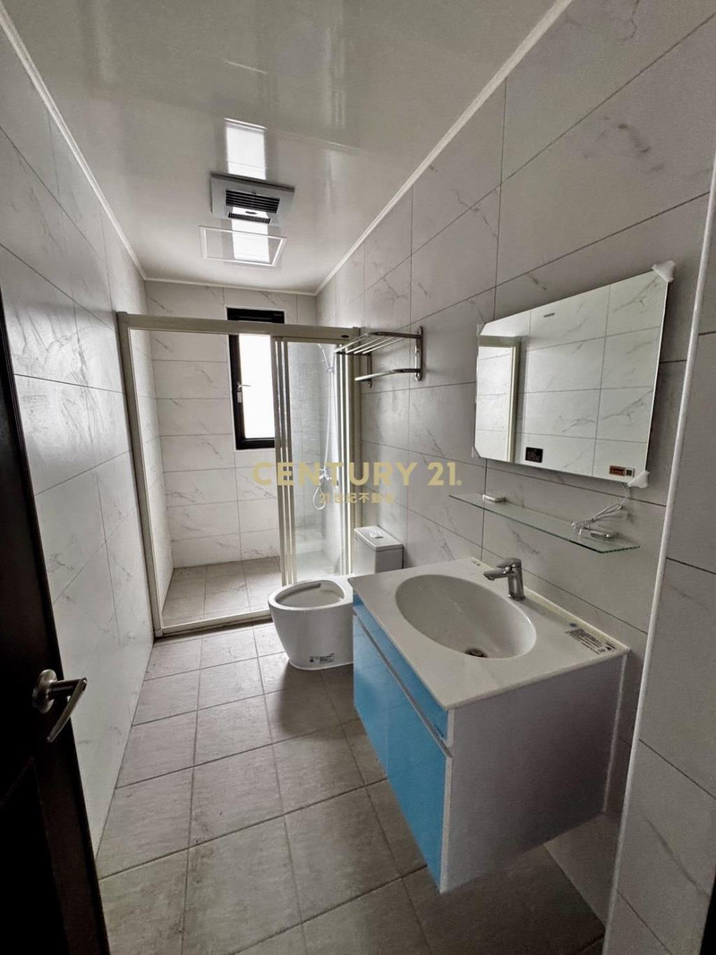 龍北路新加坡式別墅