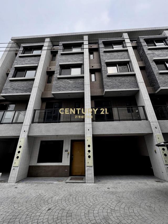 龍北路新加坡式別墅