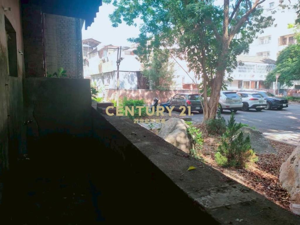 南投房屋-縣長公館旁地59坪店鋪(租)