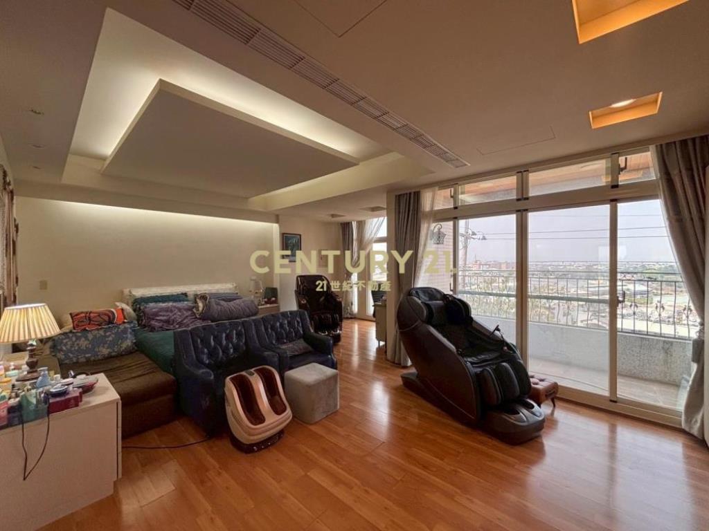 台中房屋-克林頓山莊超大地坪景觀別墅