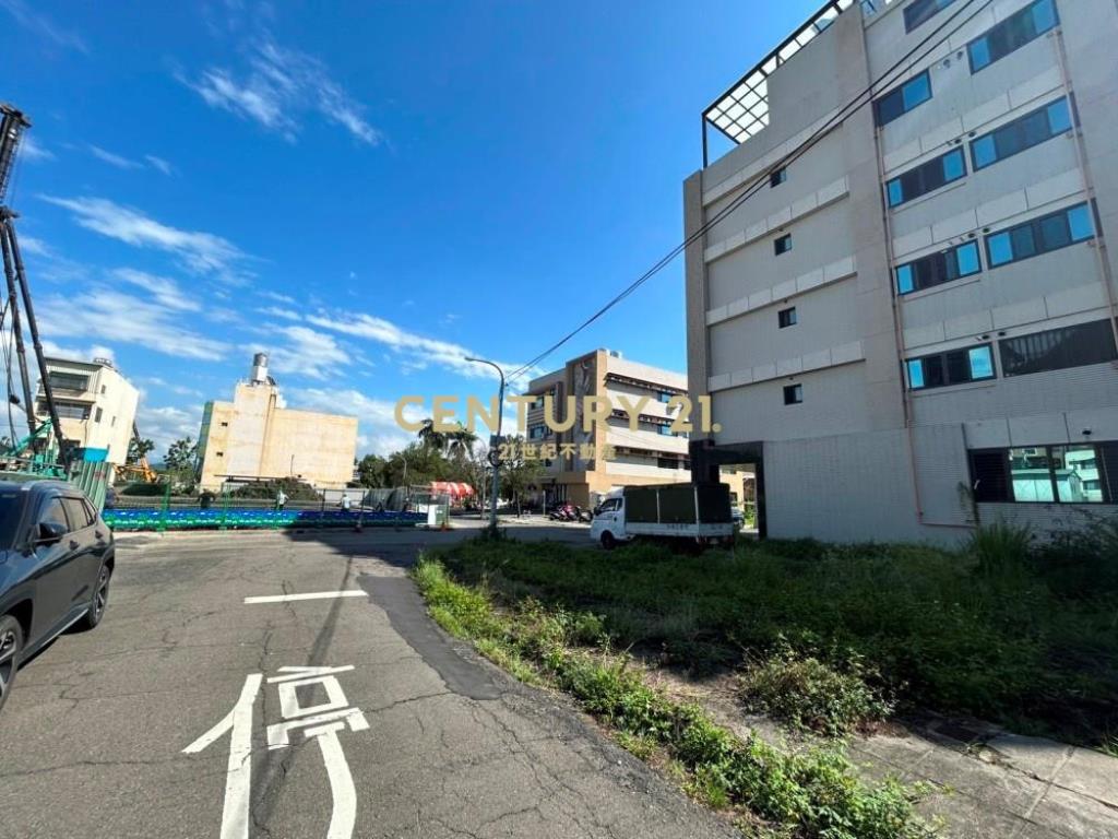 中興新村商業區27坪大面寬建地