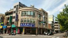 醫師即將退休台灣銀行旁角間店面(租)