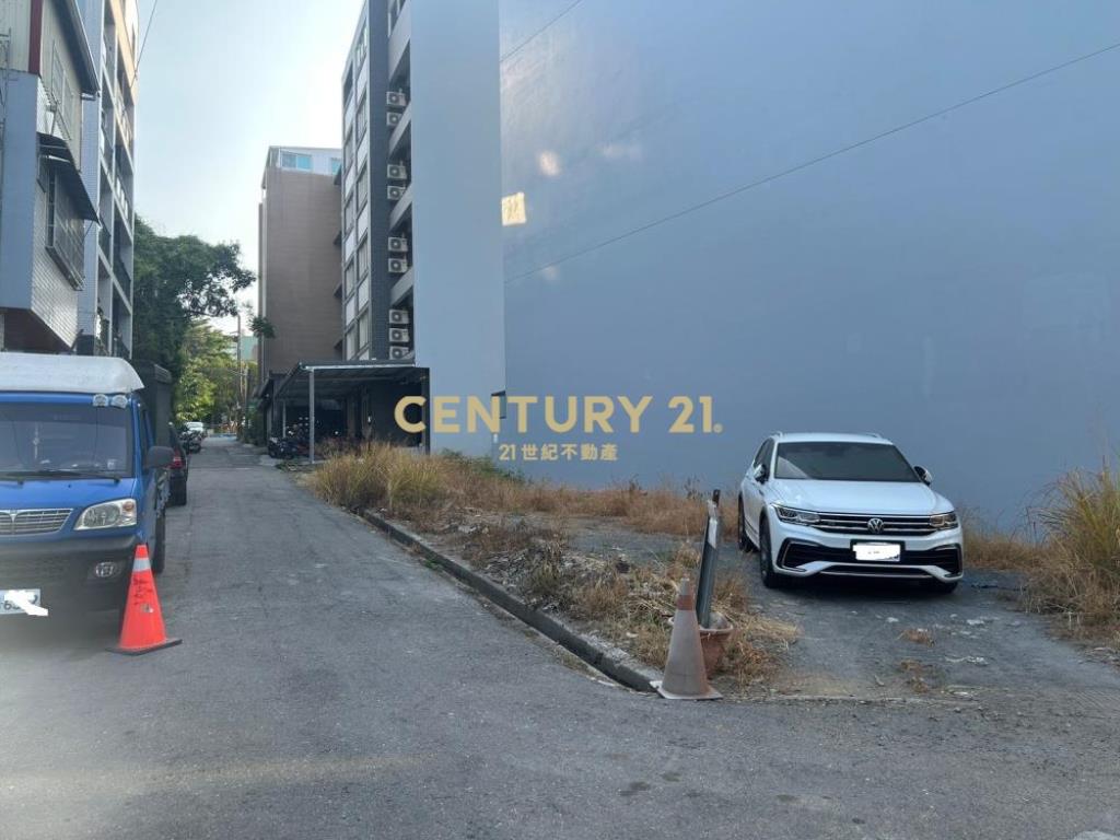 南投土地-南崗仁和路旁角建地42坪