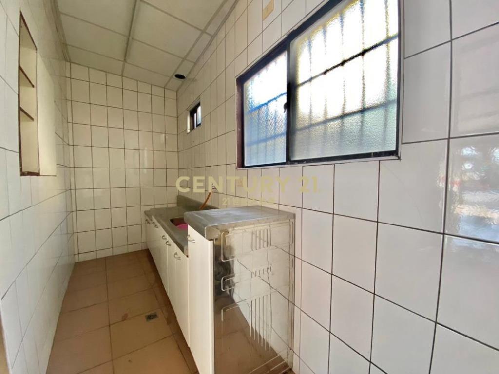 南投房屋-中興國中旁近交流道店面