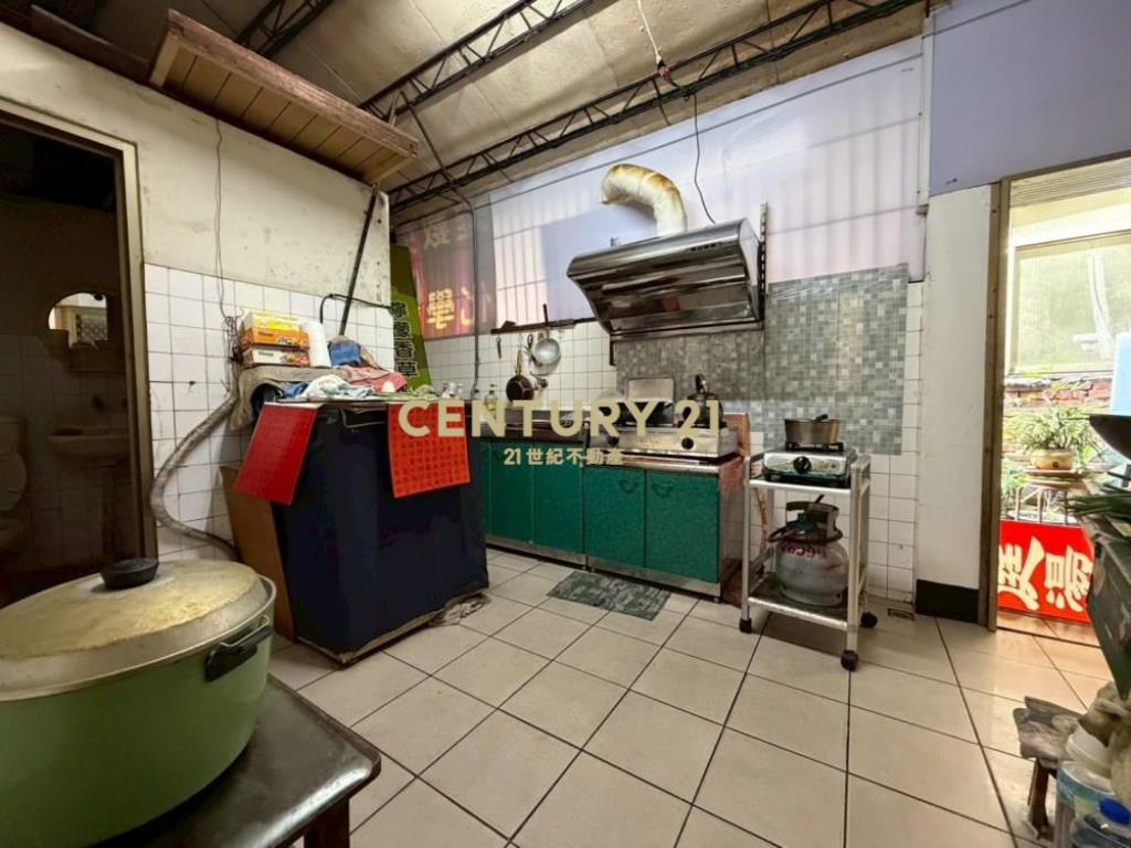 草屯房屋-草屯市中心機能車庫透天