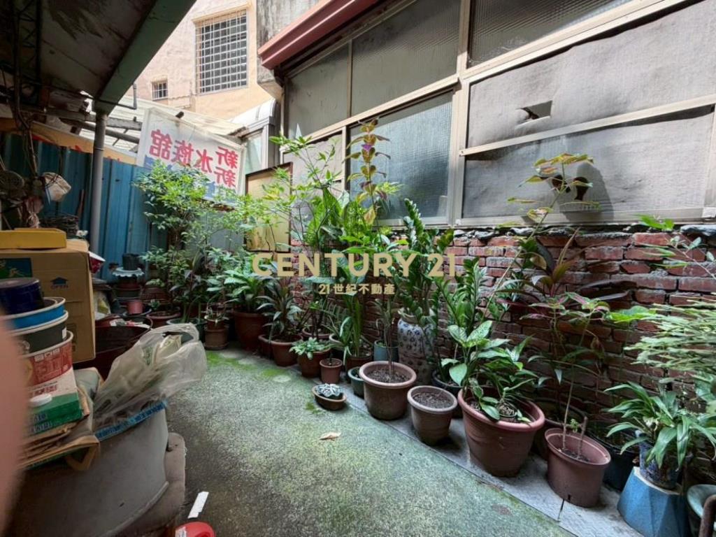 草屯房屋-草屯市中心機能車庫透天