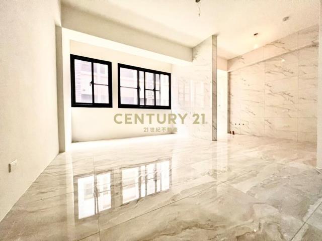 南投房屋-中興全新電梯雙車森活村墅