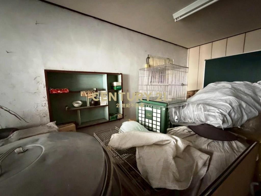 南投土地-南投市公所旁建地+平房