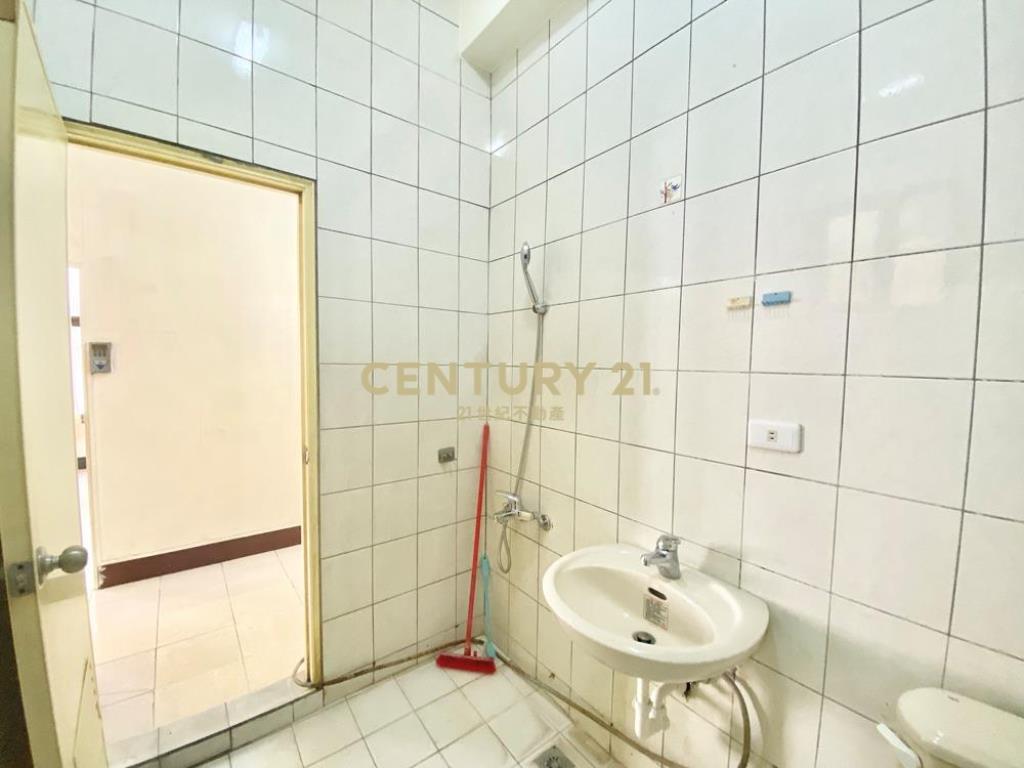 草屯房屋-草屯市區二樓店住(租)