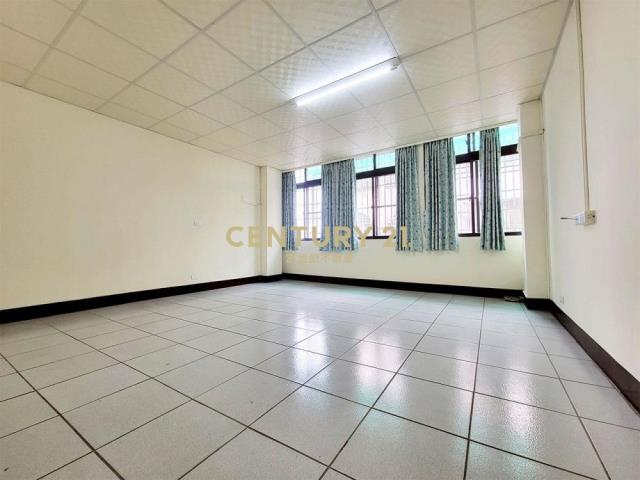 南投房屋-南投縣府旁馬上住1+2樓店