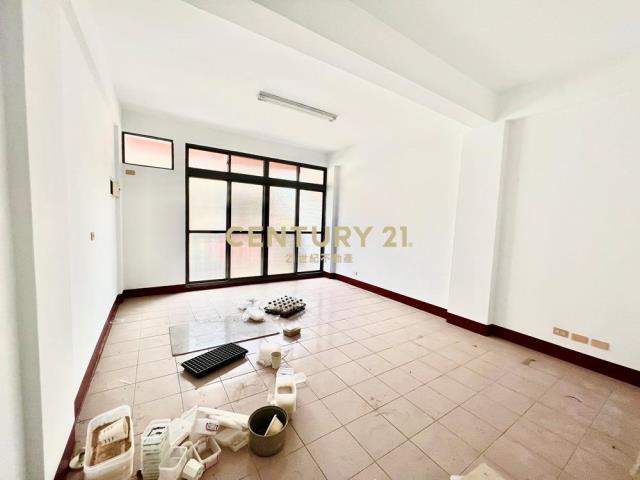 草屯房屋-近交流道邊間典雅透天