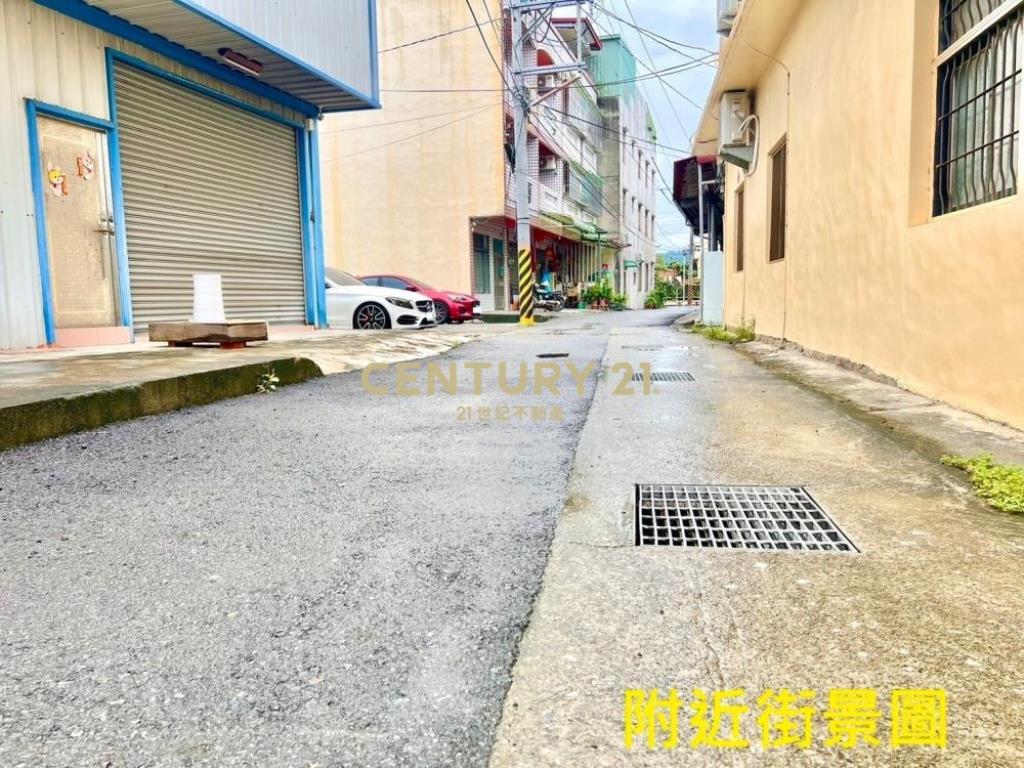 草屯房屋-近交流道邊間典雅透天