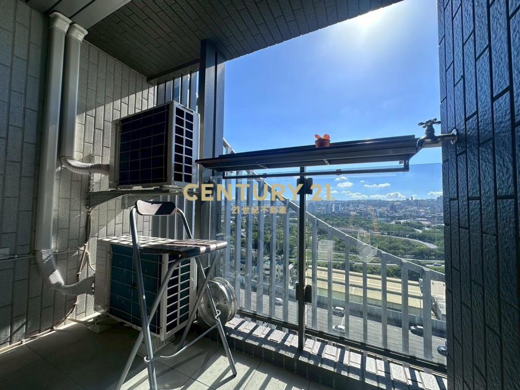 專任✨逢甲『親家7up』裝潢兩房車位次頂