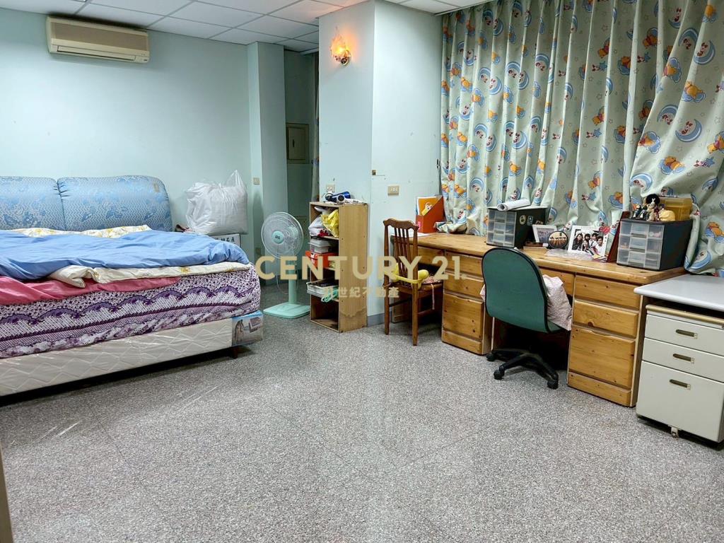 西區黃金地段透天店面