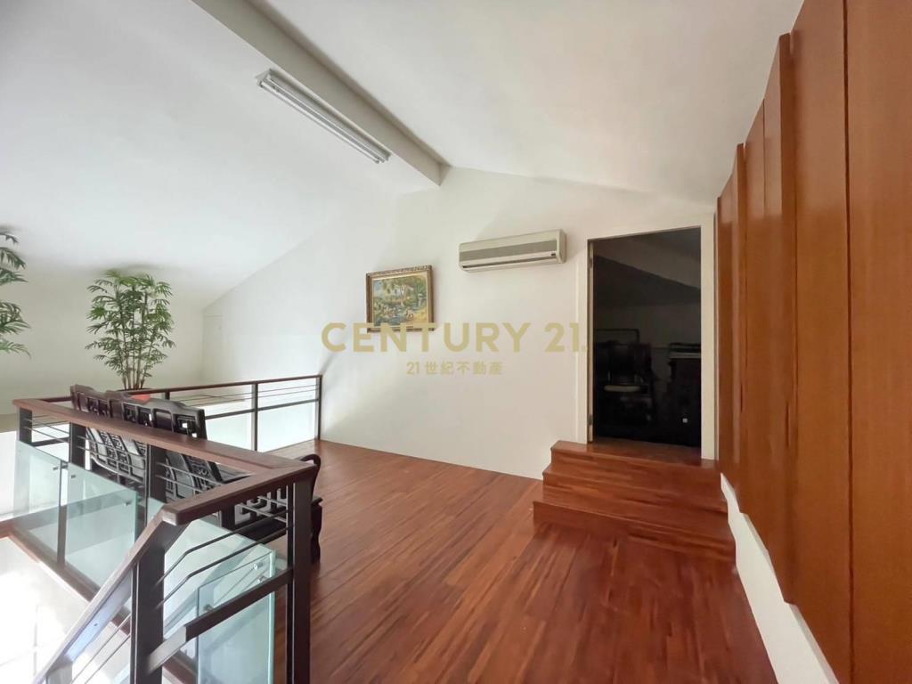 美術館綠園道大面寬電梯別墅