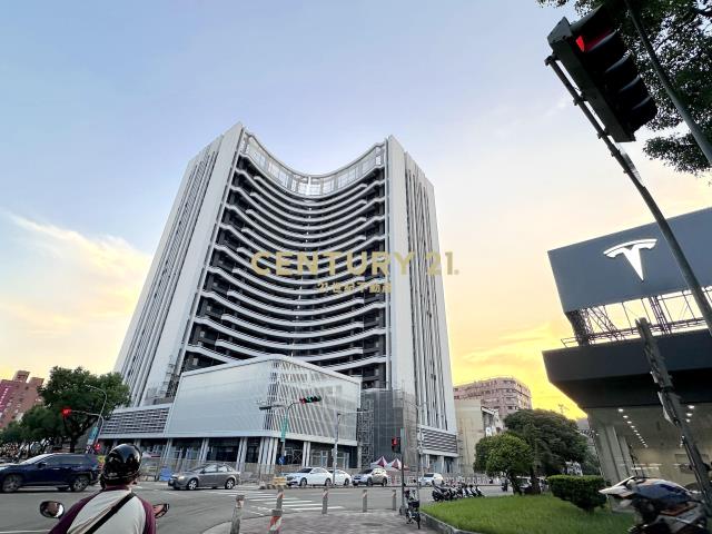 西屯VVS1✨B6棟捷運兩房車位‼️