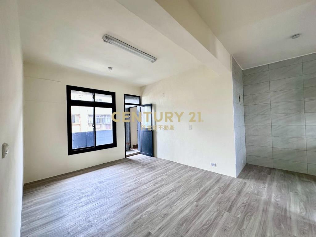 大肚藍色公路💙全新整理三房美寓