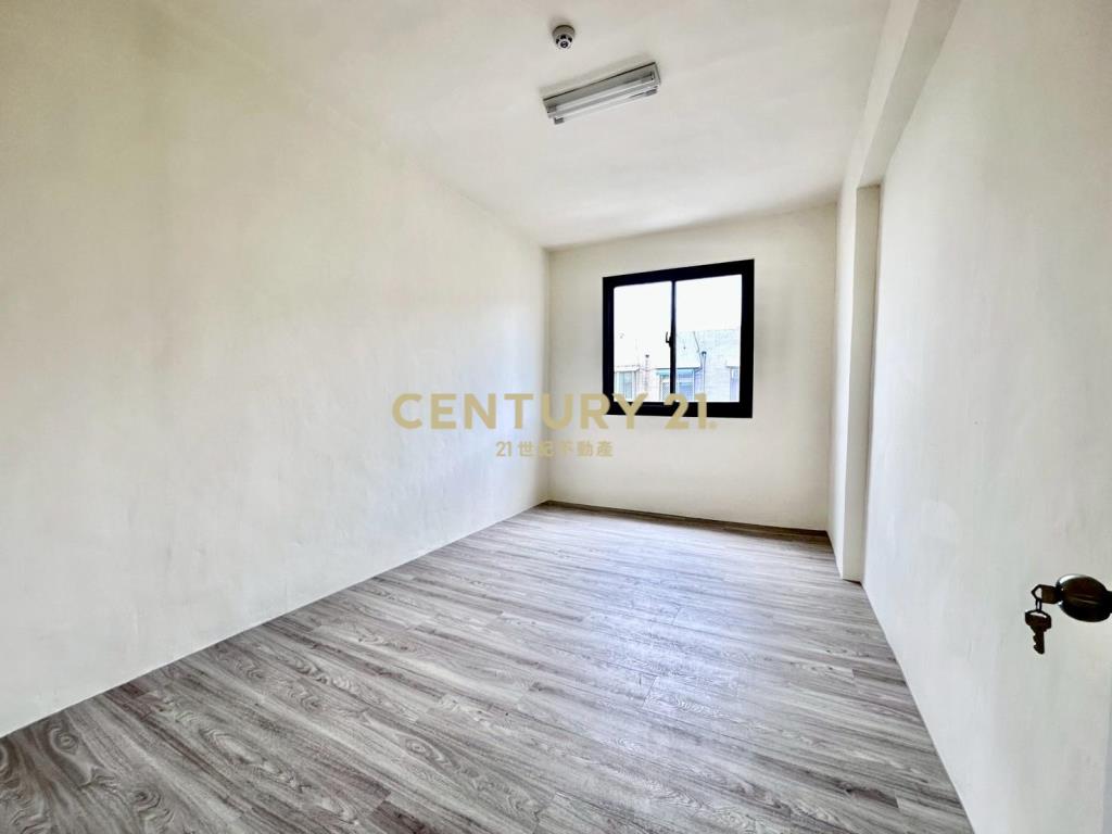 大肚藍色公路💙全新整理三房美寓