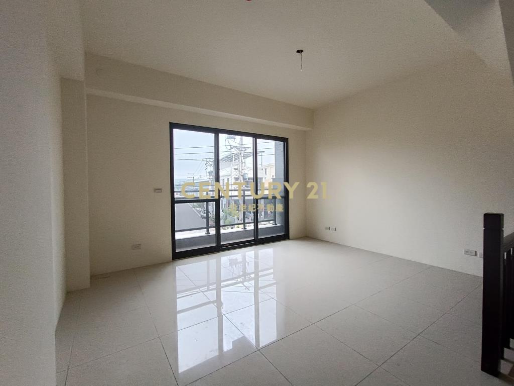 獨家烏日全新溪南臨路別墅