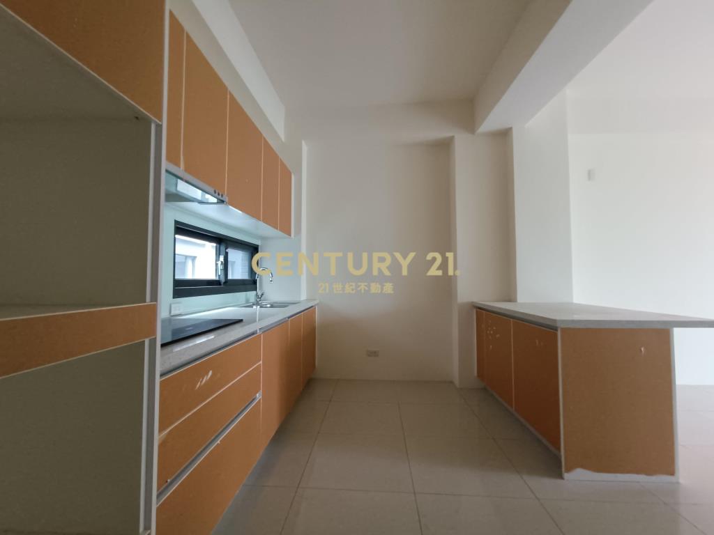 獨家烏日全新溪南臨路別墅